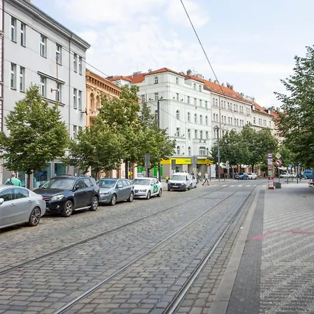 Blueground Vrsovice Near Renaissance-style Park Prg-7 布拉格
